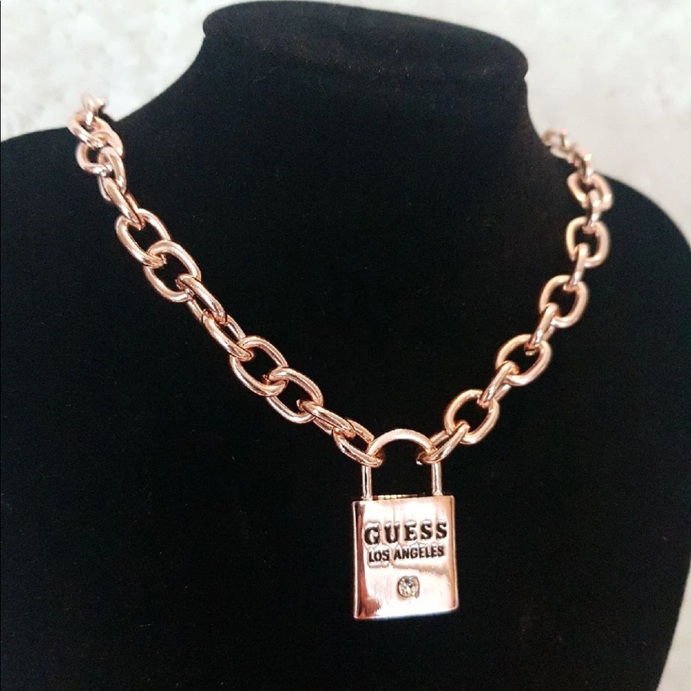 Guess chocker/ necklace